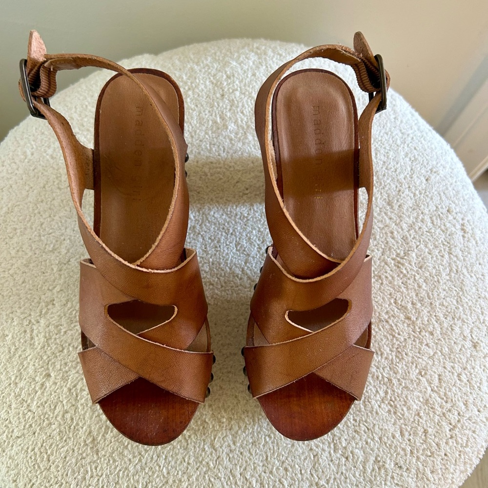 Madden Girl Brown Leather and Wooden Heels in Women’s Size 6.